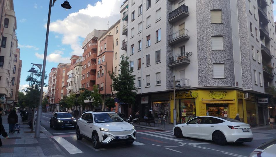 Flat for sale in Avenida de Colón, 9, Residencia, Logroño - image 1 Photo 1 of Flat for sale in Avenida de Colón, 9, Residencia, Logroño