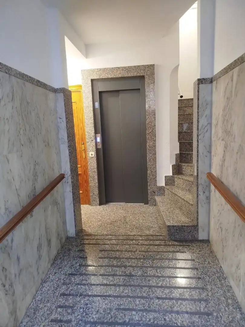 Flat for sale in Avenida de Colón, 9, Residencia Flat for sale in Logroño with Air Conditioner