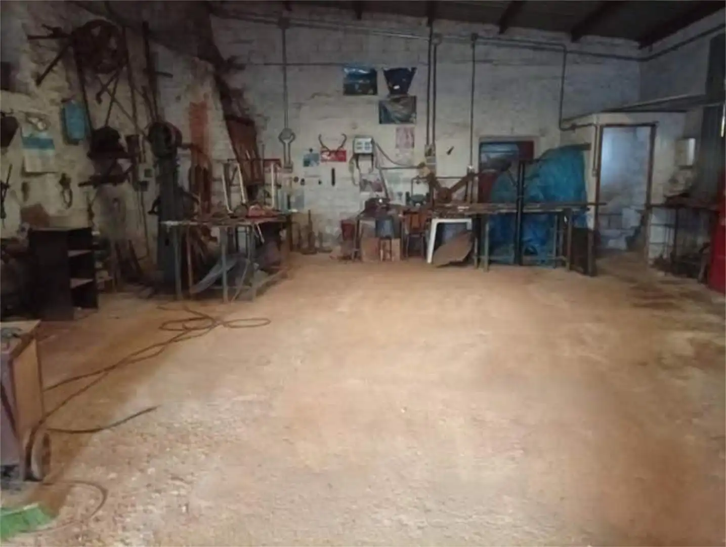 Nau industrial de lloguer en Casas de Benítez