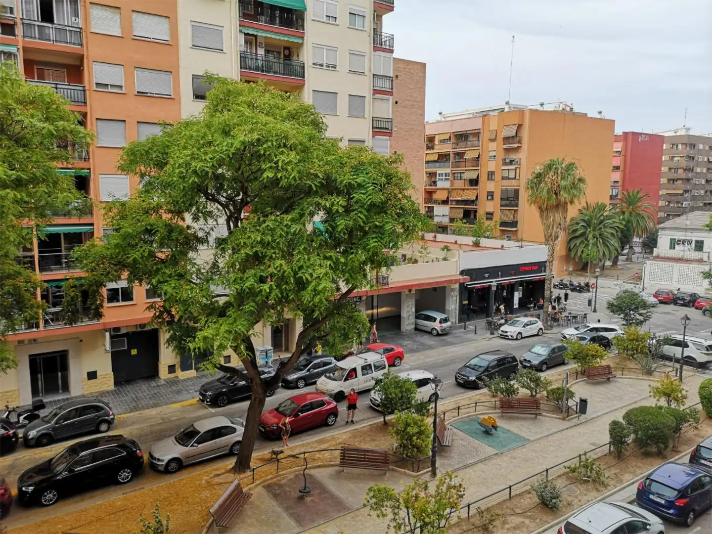 Vista exterior de Pis de lloguer en Valencia amb Aire condicionat, Parquet i Moblat