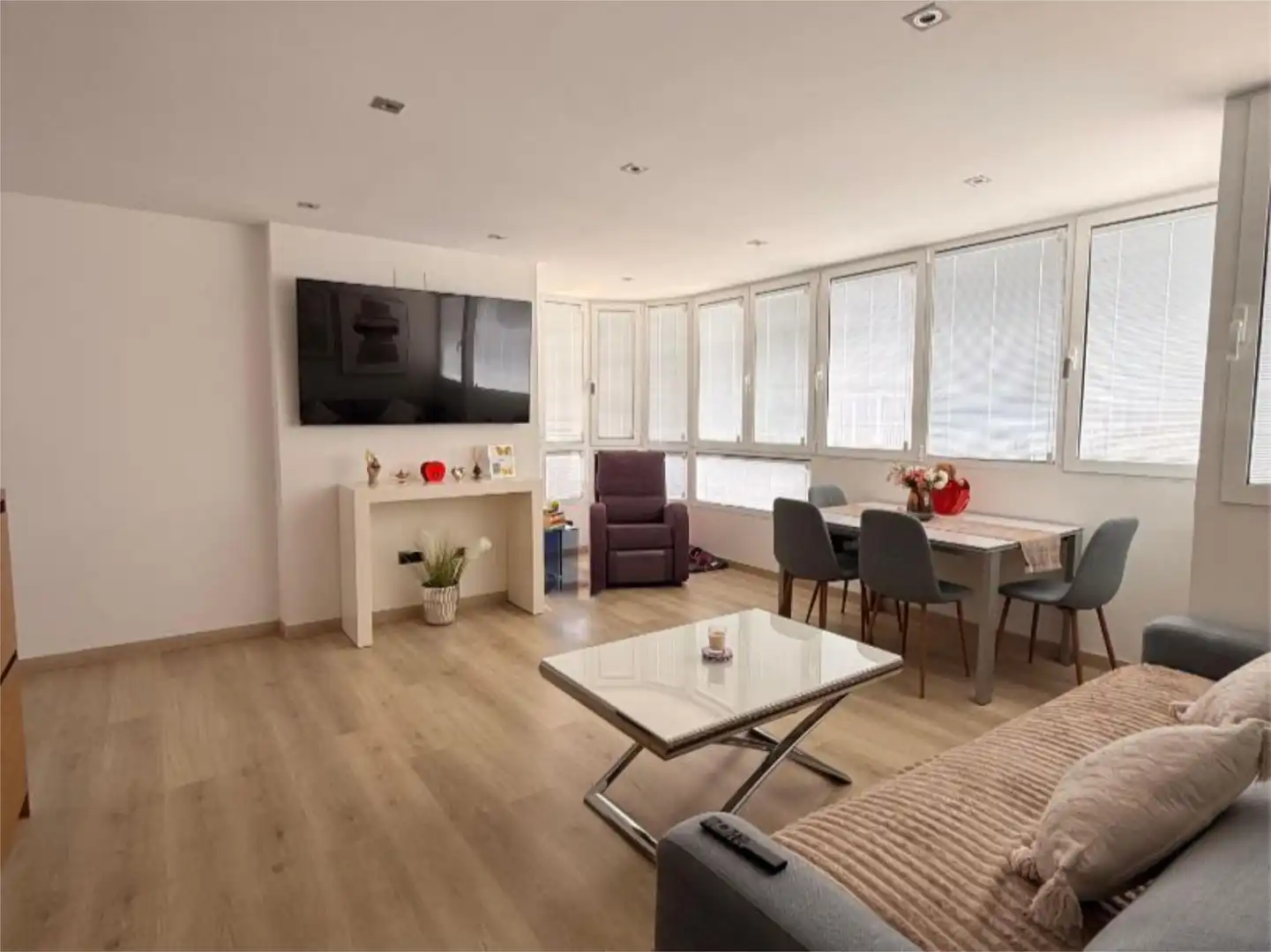 Living room of Flat for rent in Alicante / Alacant  with Air Conditioner, Swimming Pool and Furnished