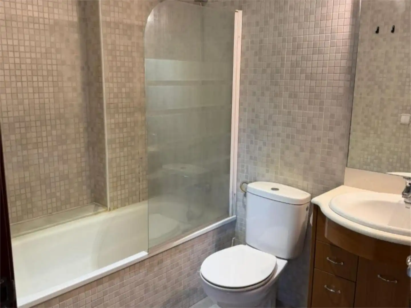 Piso en venta en Carretera Anglès, 29, Santa Coloma de Farners Baño de Piso en venta en Santa Coloma de Farners con Terraza y Balcón
