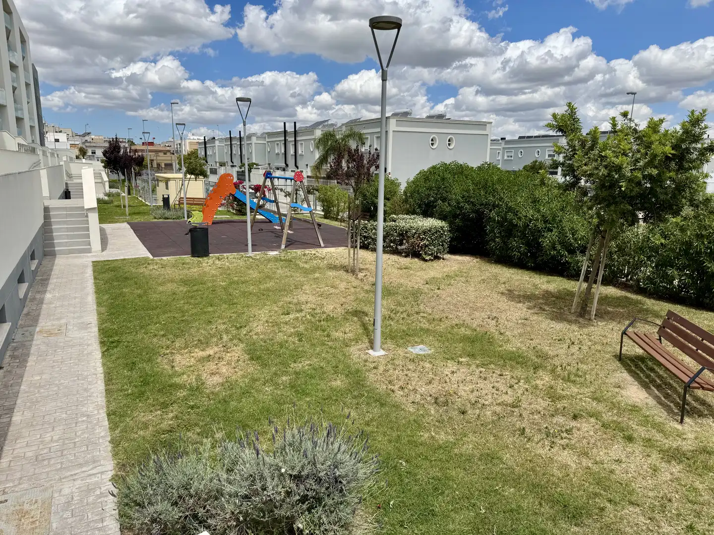 Piso de alquiler en Jerez de la Frontera con Aire acondicionado, Calefacción y Jardín privado