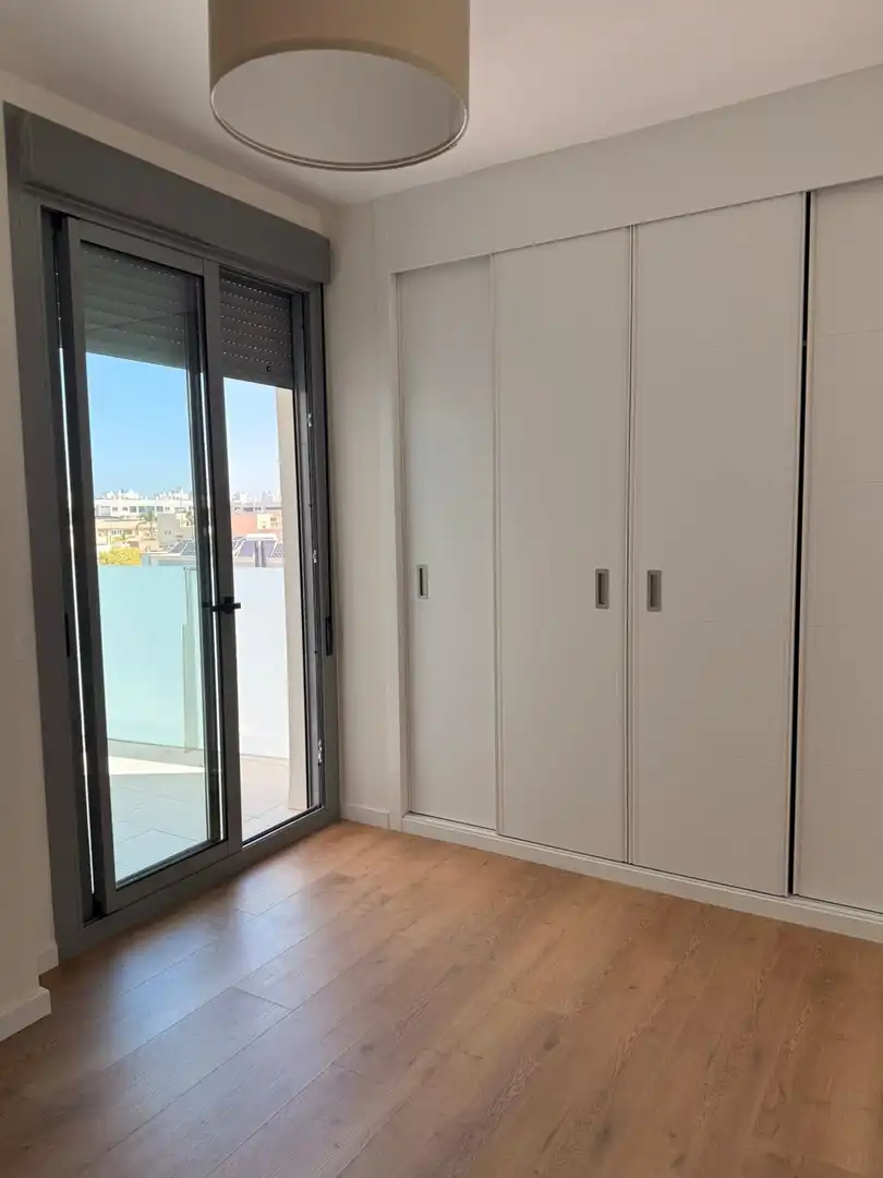 Habitación de Piso de alquiler en Jerez de la Frontera con Aire acondicionado, Calefacción y Jardín privado