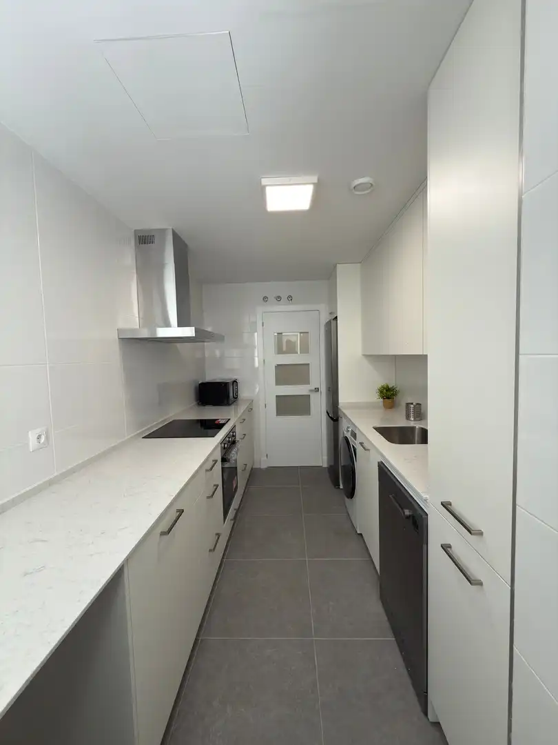 Cocina de Piso de alquiler en Jerez de la Frontera con Aire acondicionado, Calefacción y Jardín privado