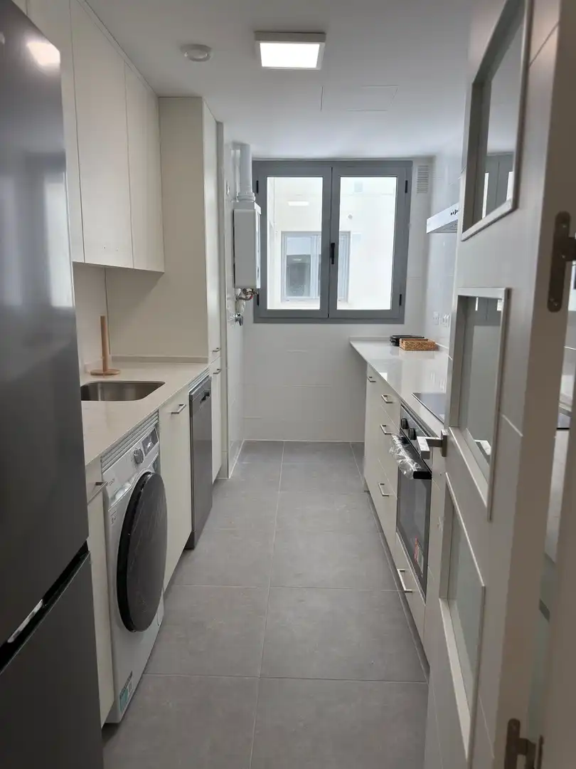 Cocina de Piso de alquiler en Jerez de la Frontera con Aire acondicionado, Calefacción y Jardín privado