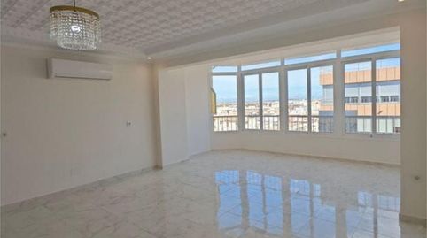 Foto 2 de Piso de alquiler en Avenida Doctor Gregorio Marañón, 41, El Acequión, Torrevieja