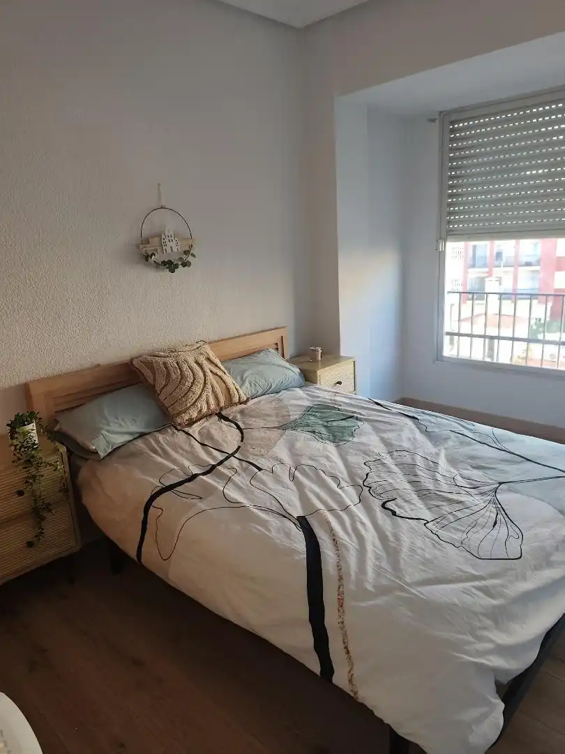Piso de alquiler en Avenida Mancomunidad del Alto Turia, 40, Chelva Habitación de Piso de alquiler en Chelva con Calefacción, Parquet y Amueblado