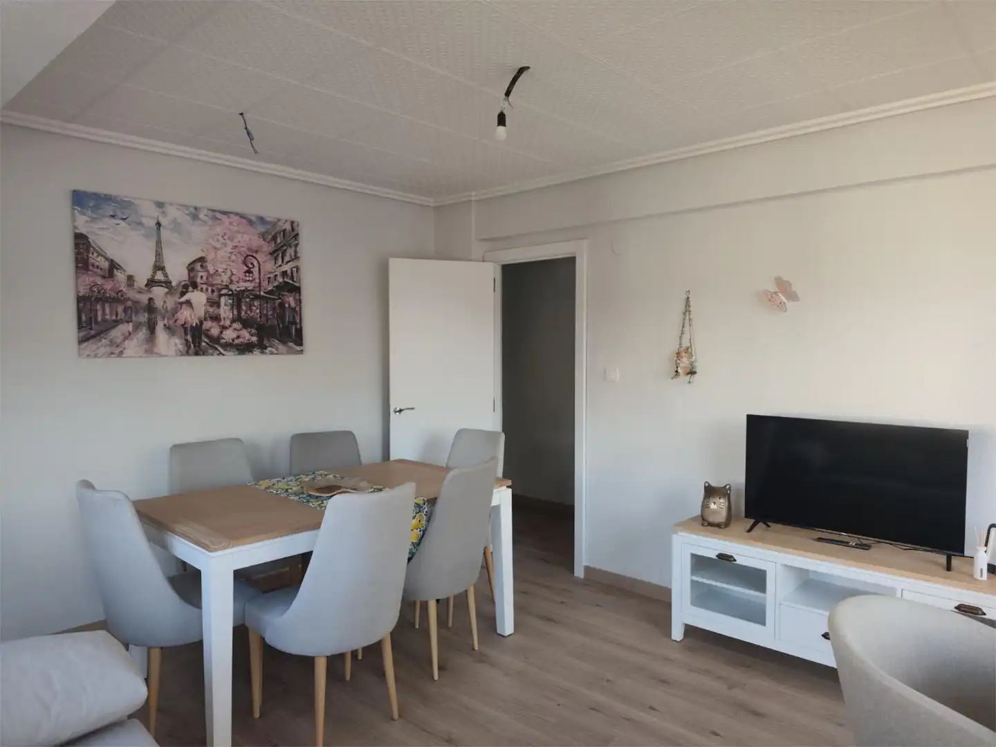 Piso de alquiler en Avenida Mancomunidad del Alto Turia, 40, Chelva Comedor de Piso de alquiler en Chelva con Calefacción, Parquet y Amueblado