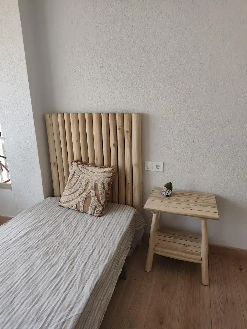 Piso de alquiler en Avenida Mancomunidad del Alto Turia, 40, Chelva Habitación de Piso de alquiler en Chelva con Calefacción, Parquet y Amueblado
