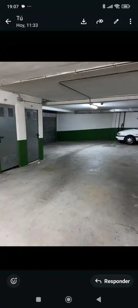 Aparcament de Apartament de lloguer en Ourense Capital  amb Calefacció, Parquet i Terrassa