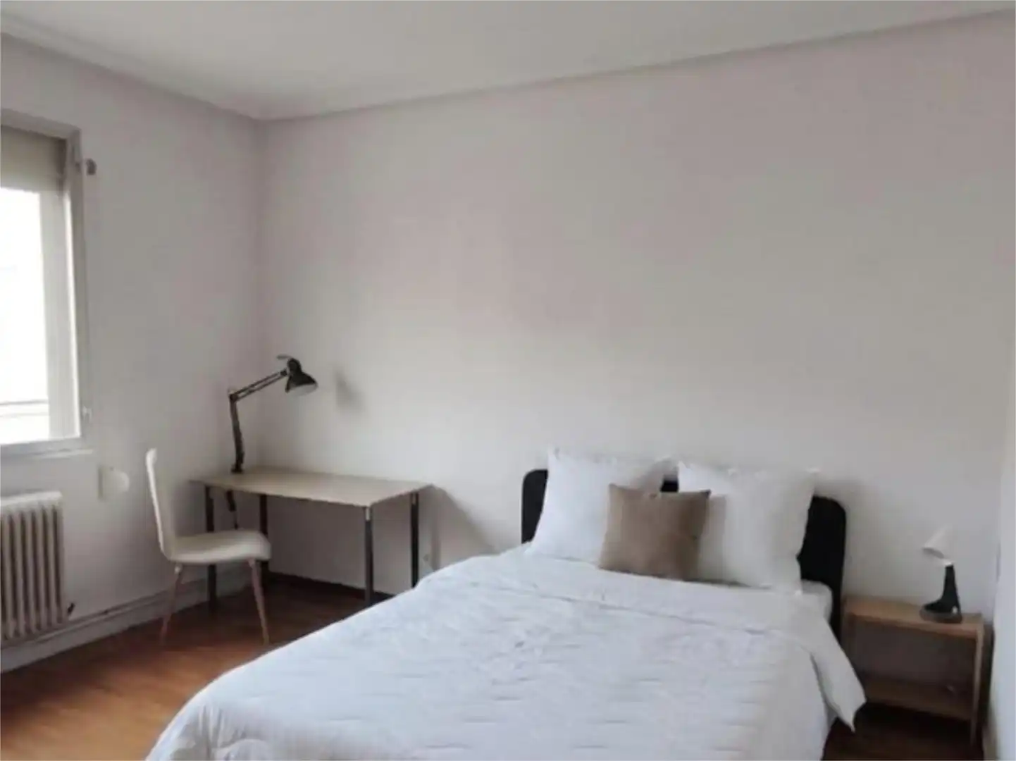 Bedroom of Flat for sale in  Logroño  with Balcony