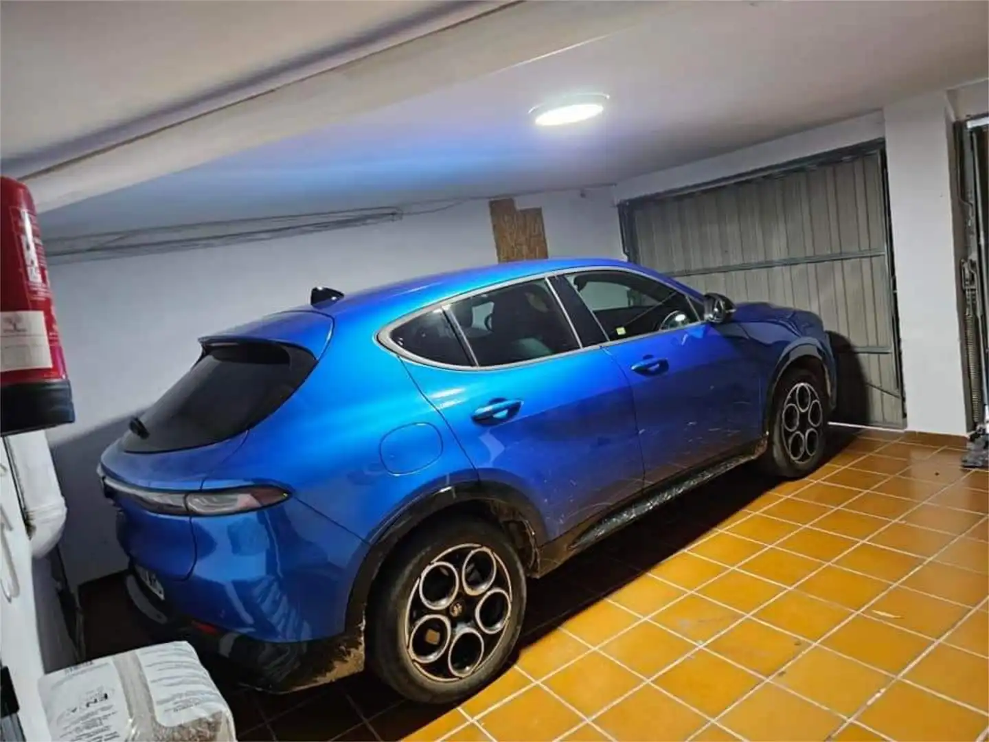 Casa adosada en venda a Calle el Recreo, 14, Hacienda - La Cartuja Aparcament de Casa adosada en venda en Tomares amb Aire condicionat i Piscina