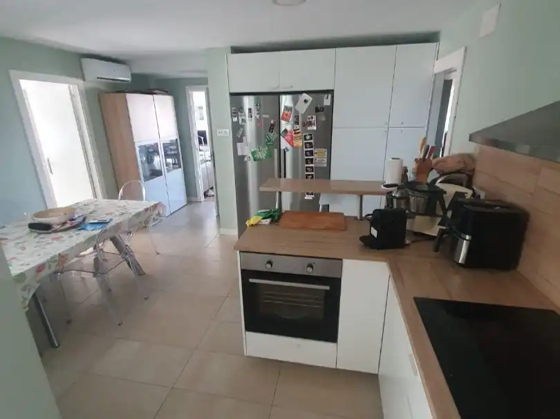 Flat for rent in Santa Fe, 7, Los Remedios Kitchen of Flat for rent in Sevilla Capital with Air Conditioner and Terrace
