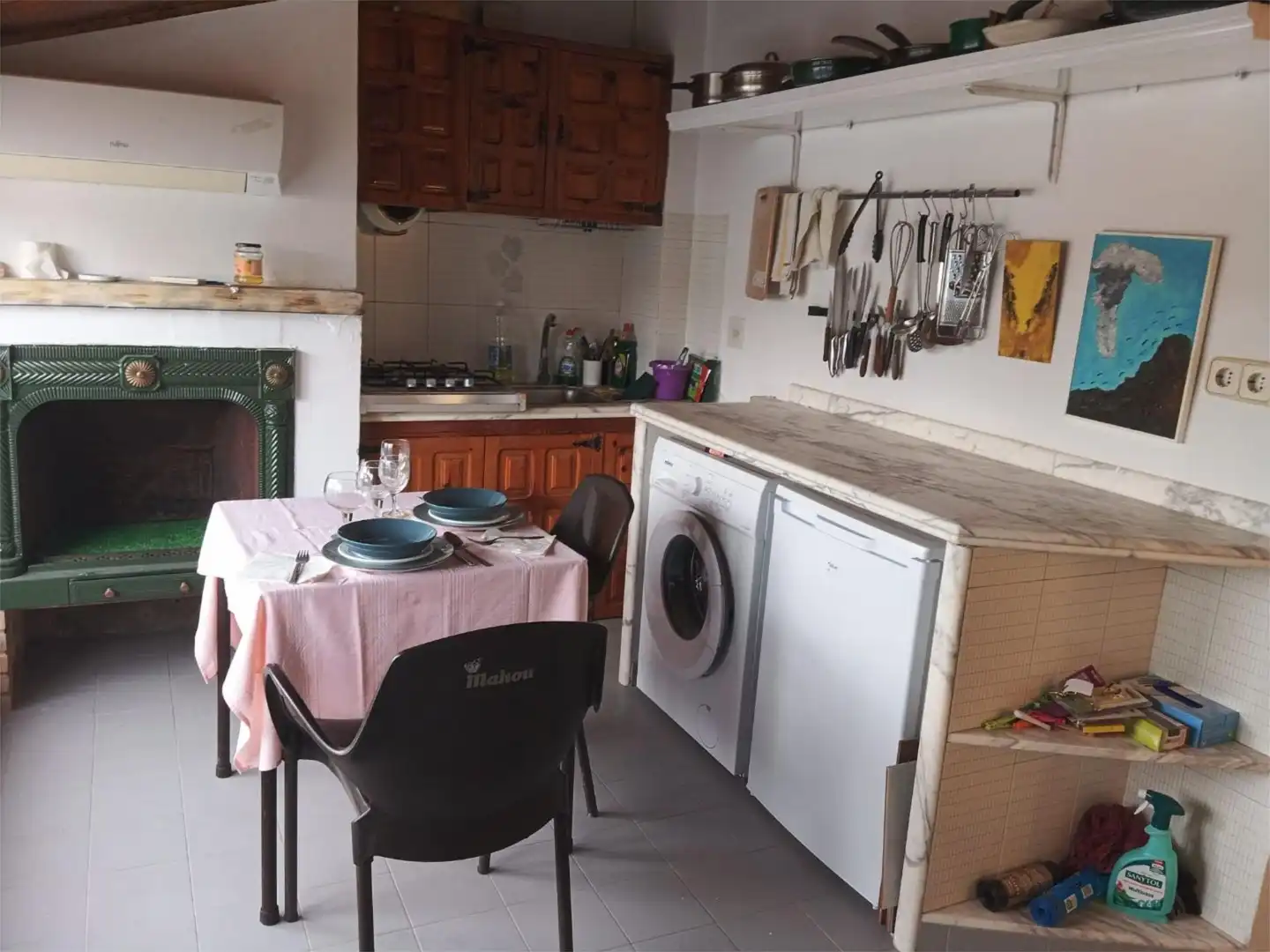 Apartments for rent in Plaza Cardenal Payá, 4, Casco Histórico Kitchen of Apartments for rent in Cuenca with Air Conditioner, Heating and Terrace