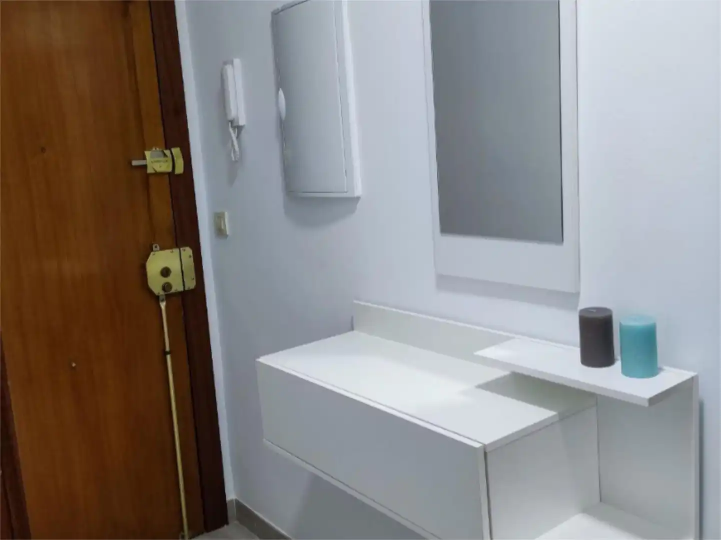 Baño de Piso de alquiler en Jaén con Aire acondicionado, Calefacción y Amueblado