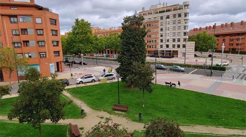 Foto 2 de Pis de lloguer a Calle Aravalle, 9, Parque Alameda - Paula López, Valladolid Capital