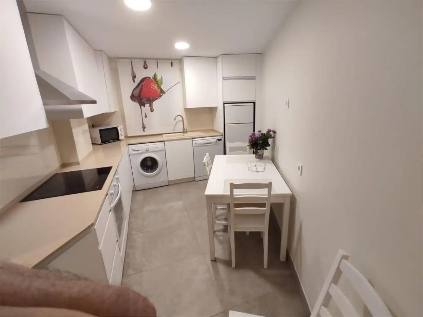 Cuina de Pis de lloguer en Zaragoza amb Aire condicionat, Calefacció i Parquet