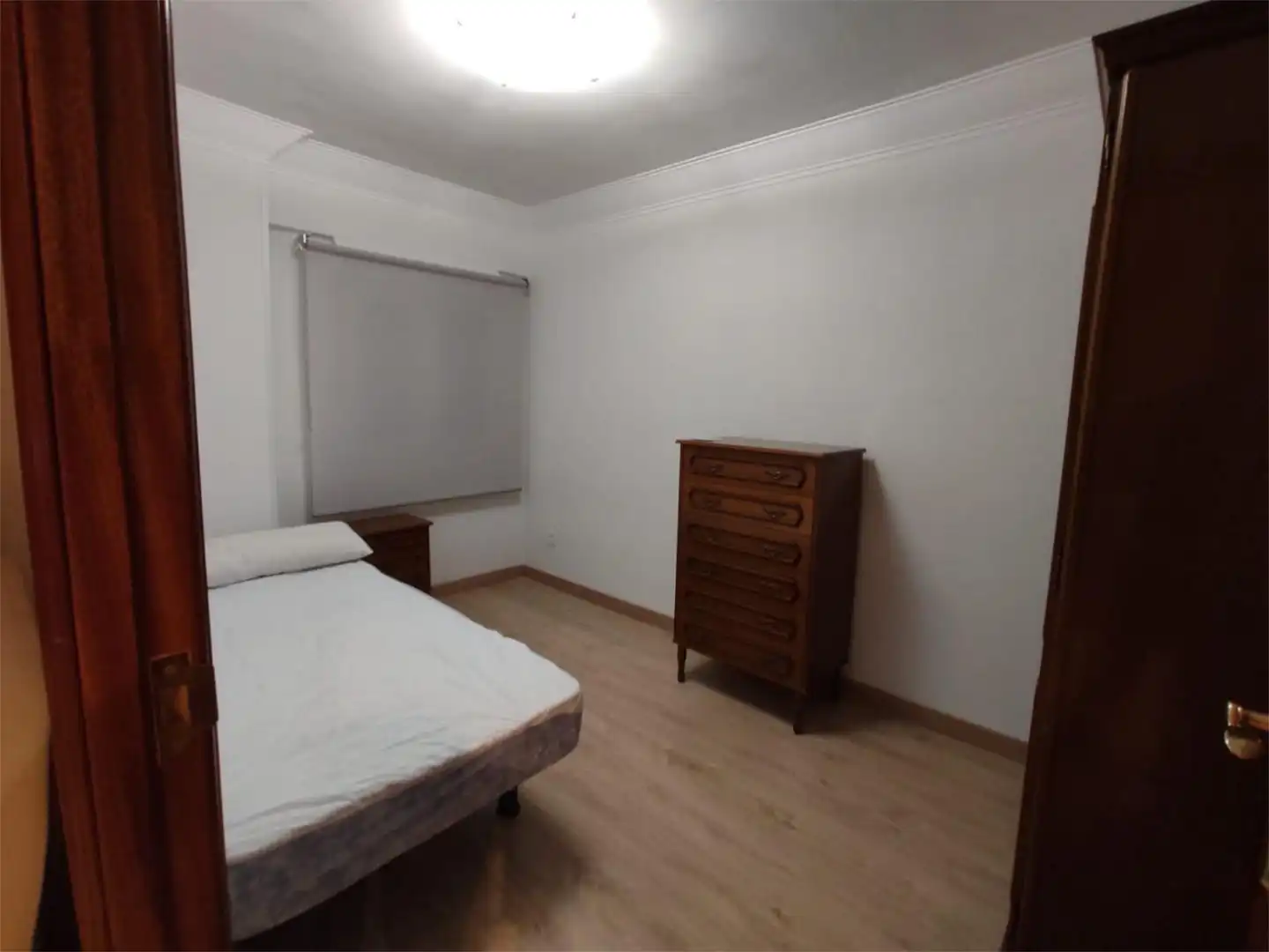Dormitori de Pis de lloguer en Zaragoza amb Aire condicionat, Calefacció i Parquet