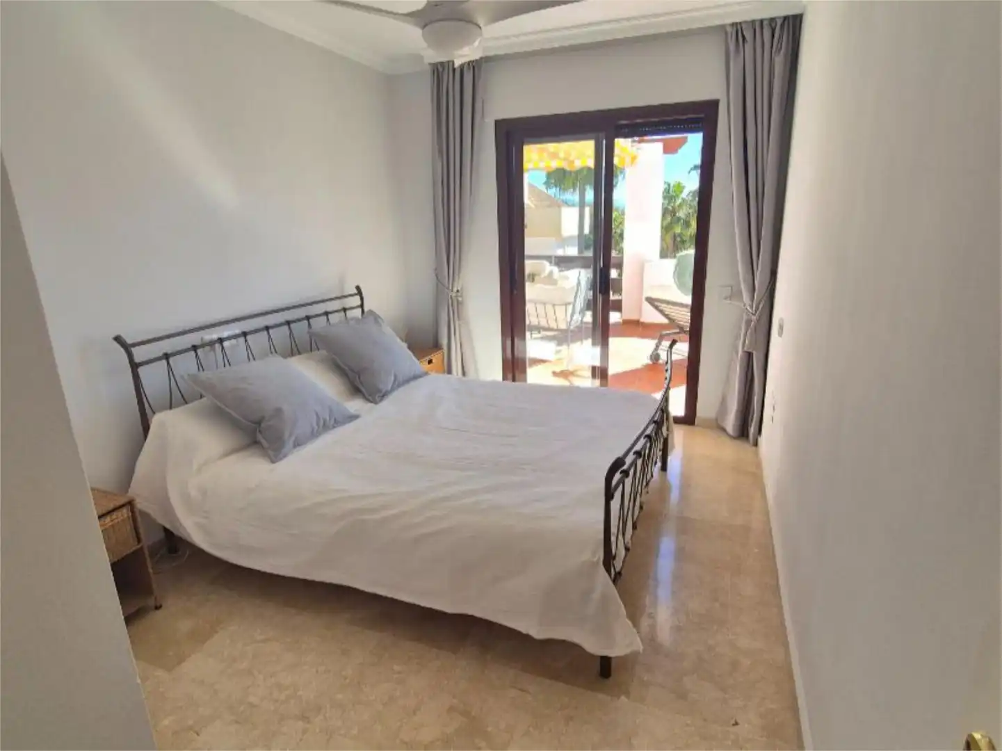 Wohnung zur Miete in Calle Sierra Cazorla, 94d, Lomas de Marbella Club Wohnung zur Miete in Calle Sierra Cazorla, 94d, Lomas de Marbella Club