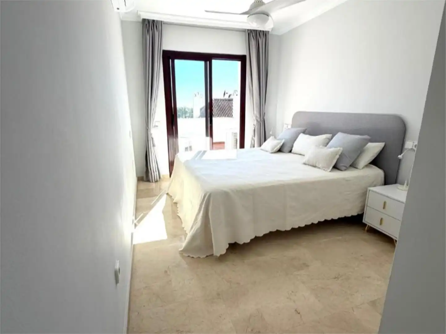 Wohnung zur Miete in Calle Sierra Cazorla, 94d, Lomas de Marbella Club Wohnung zur Miete in Calle Sierra Cazorla, 94d, Lomas de Marbella Club