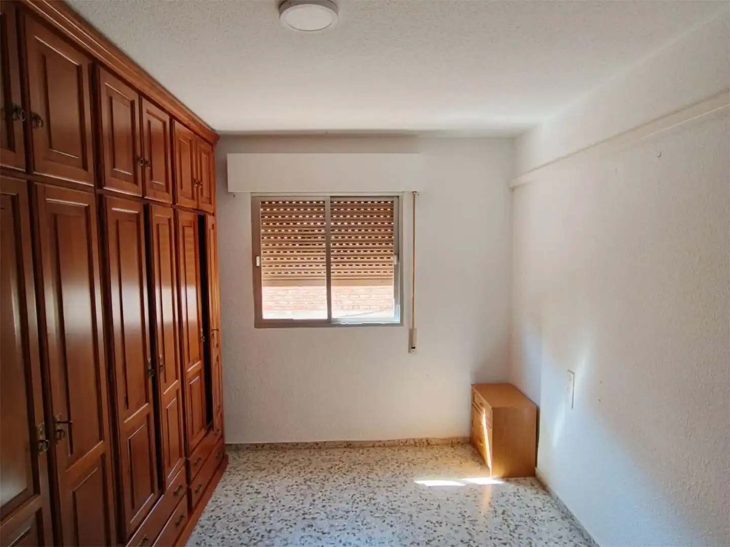 Wohnung zur Miete in Avenida de Jun, 2, Pulianas Schlafzimmer von Wohnung zur Miete in Pulianas mit Terrasse, Abstellraum und Balkon