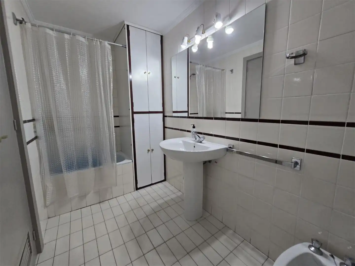 Flat for sale in Calle José María Moreno Galván, 12, La Calzada - La Florida