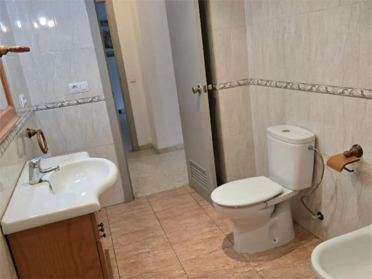 Flat for sale in Calle José María Moreno Galván, 12, La Calzada - La Florida