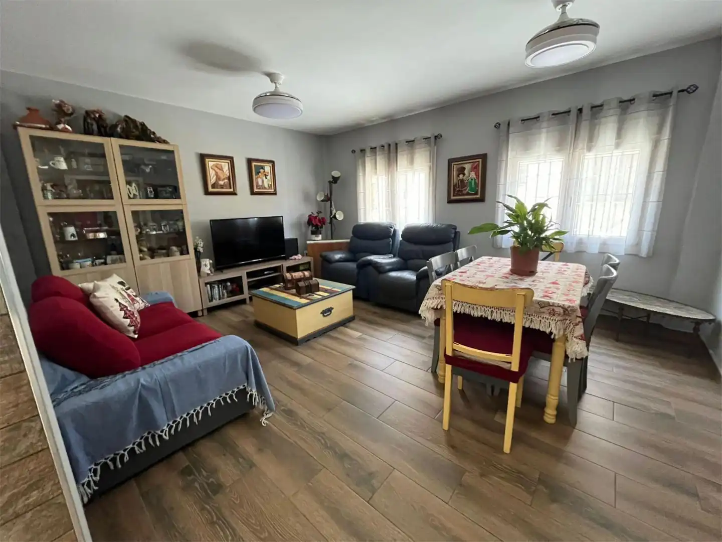 Detached homes for sale in Avenida Salvador Allende, 29, Jardines de Alhaurín - Huerta Alta - Fuensanguínea Living room of Detached homes for sale in Alhaurín de la Torre with Air Conditioner, Terrace and Balcony