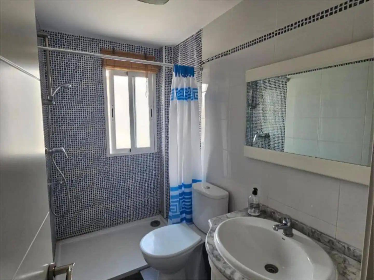 Piso en venta en Calle Gabriel Císcar, 30, Industria Baño de Piso en venta en Albacete Capital con Aire acondicionado