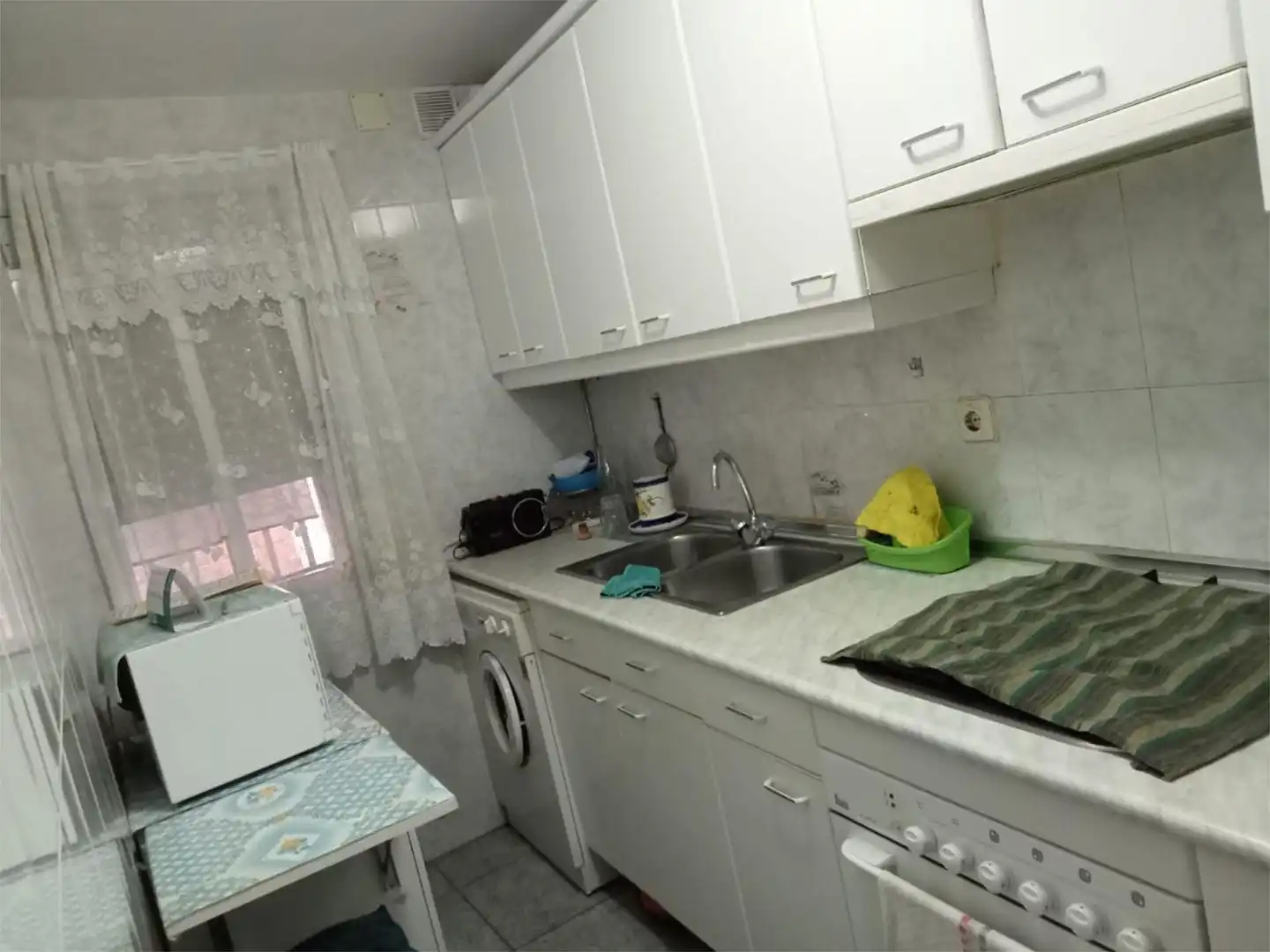 Küche von Wohnung zum Verkauf in Nombela