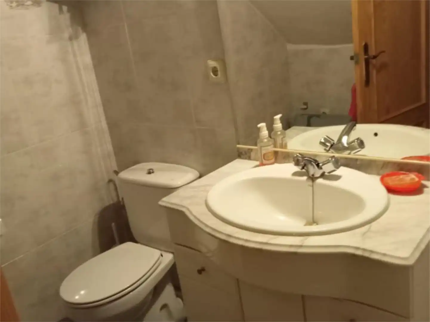 Badezimmer von Wohnung zum Verkauf in Nombela