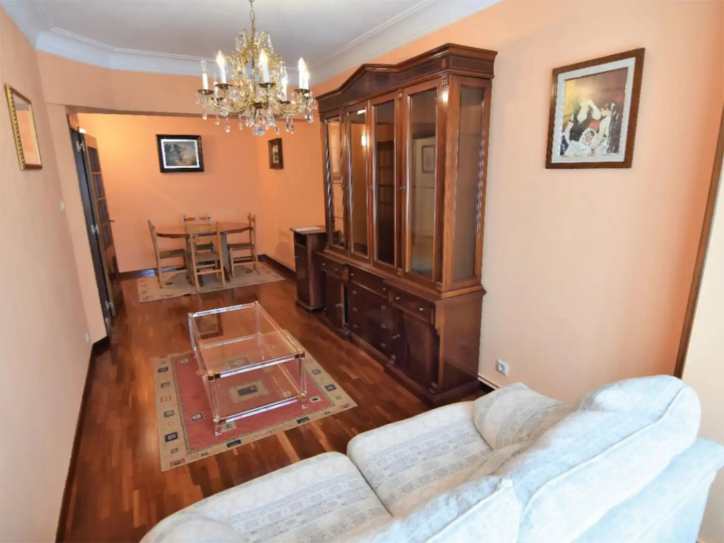 Sala de estar de Piso de alquiler en A Coruña Capital  con Calefacción, Parquet y Amueblado