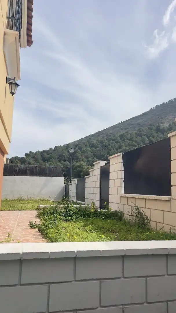 Casa o chalet en venta en Calle Miguel Ángel Isla Lucio, 2, Manantiales - Lagar - Cortijo Casa o chalet en venta en Alhaurín de la Torre con Aire acondicionado, Terraza y Balcón