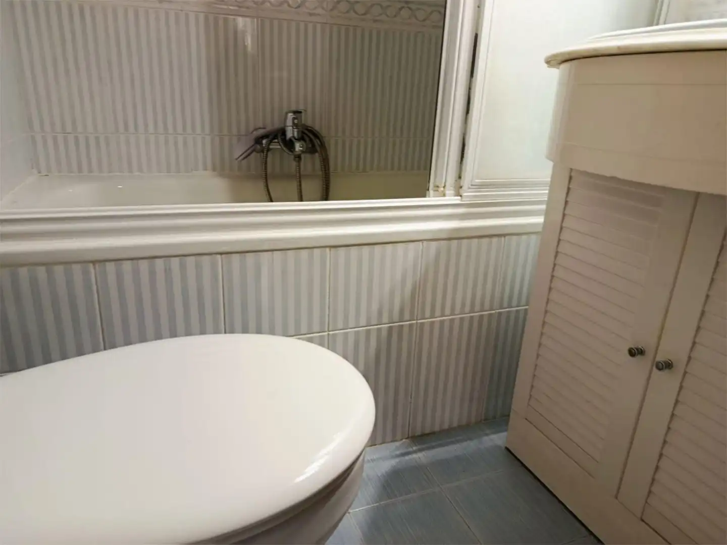 Flat for sale in Carrer D'antoni de Bofarull, 10, Ponent Bathroom of Flat for sale in Reus with Air Conditioner and Balcony