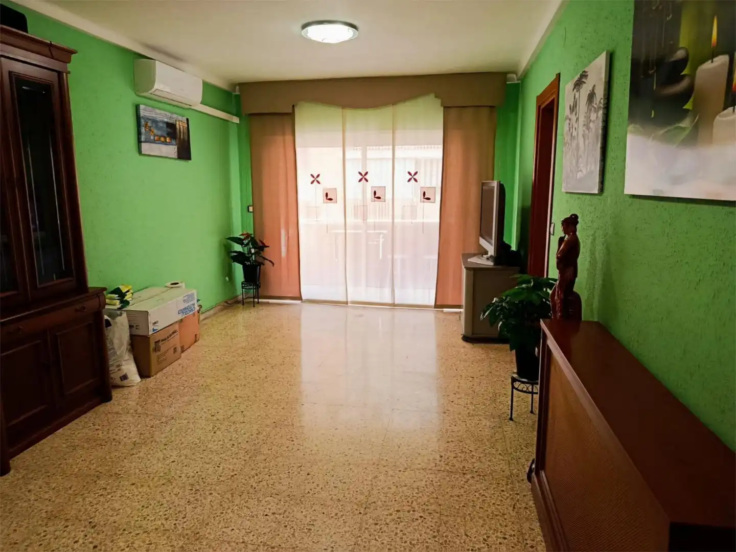 Flat for sale in Carrer D'antoni de Bofarull, 10, Ponent Living room of Flat for sale in Reus with Air Conditioner and Balcony