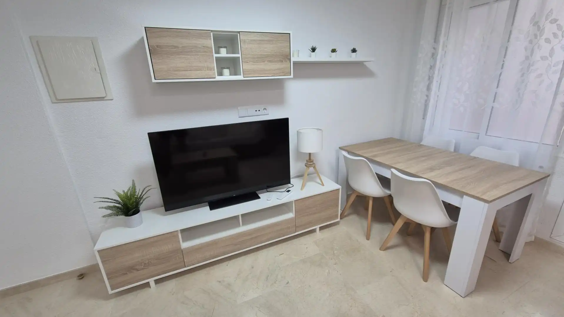 Sala de estar de Piso de alquiler en Cehegín con Aire acondicionado, Amueblado y Horno