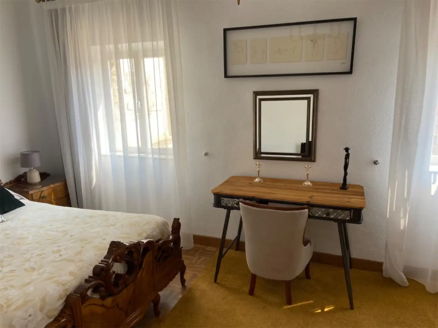 Room in Calle Cuartel de la Montaña, 2, Estación Bedroom of Flat for share in Ávila with Heating, Parquet flooring and Furnished