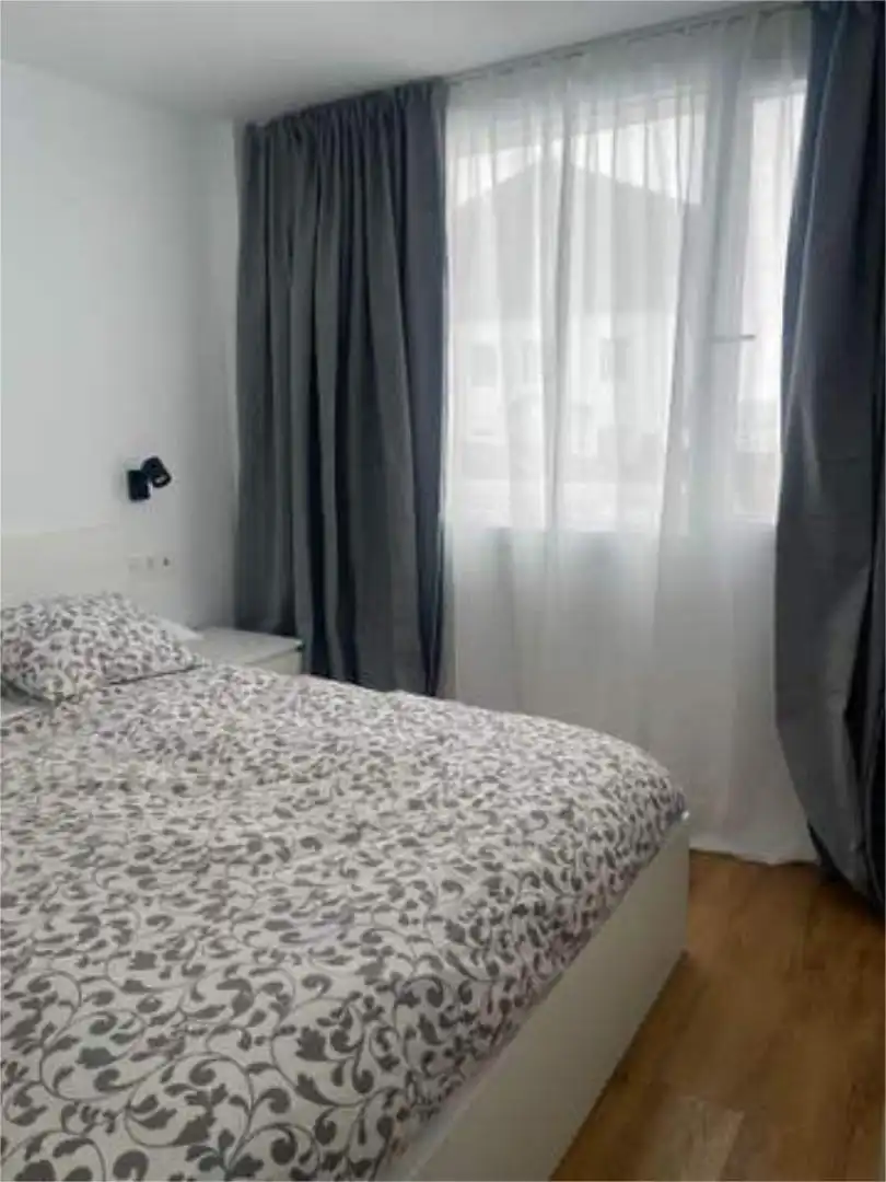 Habitación de Apartamento de alquiler en Sierra Nevada con Calefacción, Trastero y Amueblado
