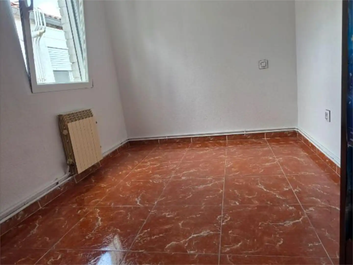 Flat for sale in Calle Villanubla, 20, La Victoria - Puente Jardín Flat for sale in Valladolid Capital with Terrace