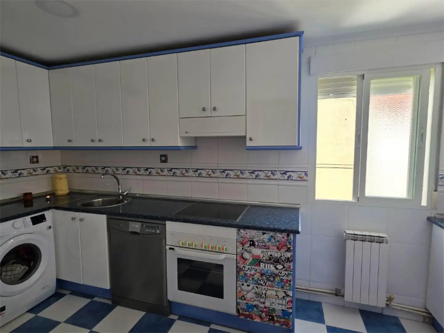Flat for sale in Calle Villanubla, 20, La Victoria - Puente Jardín Kitchen of Flat for sale in Valladolid Capital with Terrace