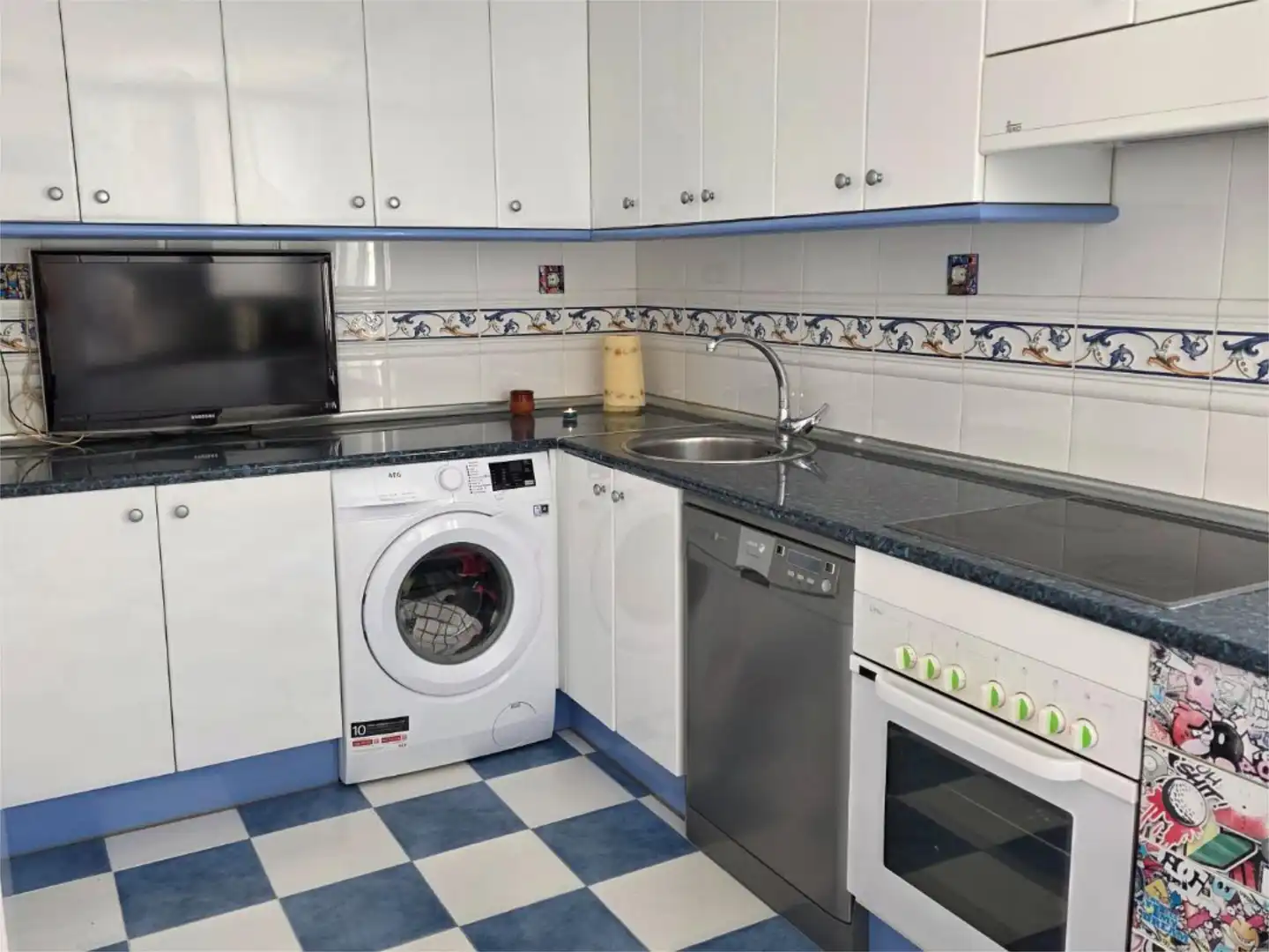 Flat for sale in Calle Villanubla, 20, La Victoria - Puente Jardín Kitchen of Flat for sale in Valladolid Capital with Terrace