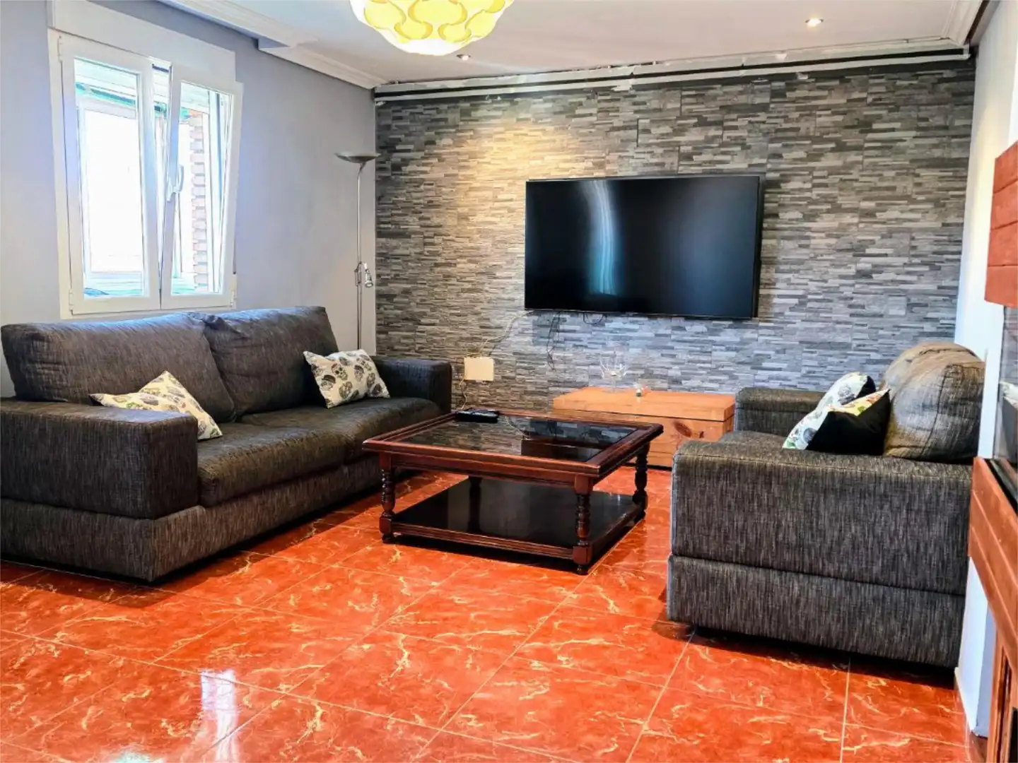 Flat for sale in Calle Villanubla, 20, La Victoria - Puente Jardín Living room of Flat for sale in Valladolid Capital with Terrace
