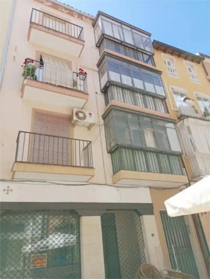 Vista exterior de Pis en venda en Úbeda
