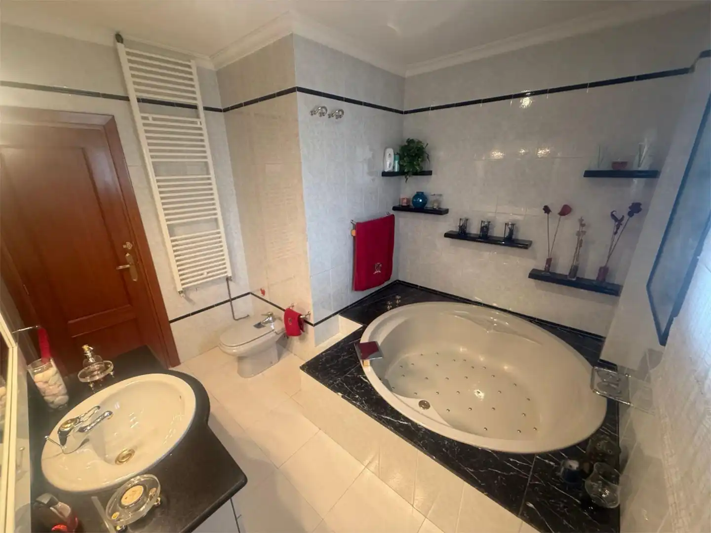 Bathroom of Houses for rent in Almodóvar del Campo  with Air Conditioner, Heating and Private garden