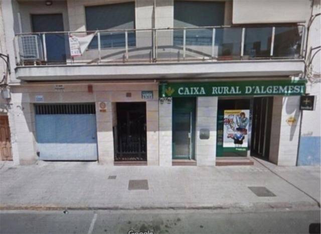 Garaje en Alquiler en Carrer de València, 146 en Algemesí