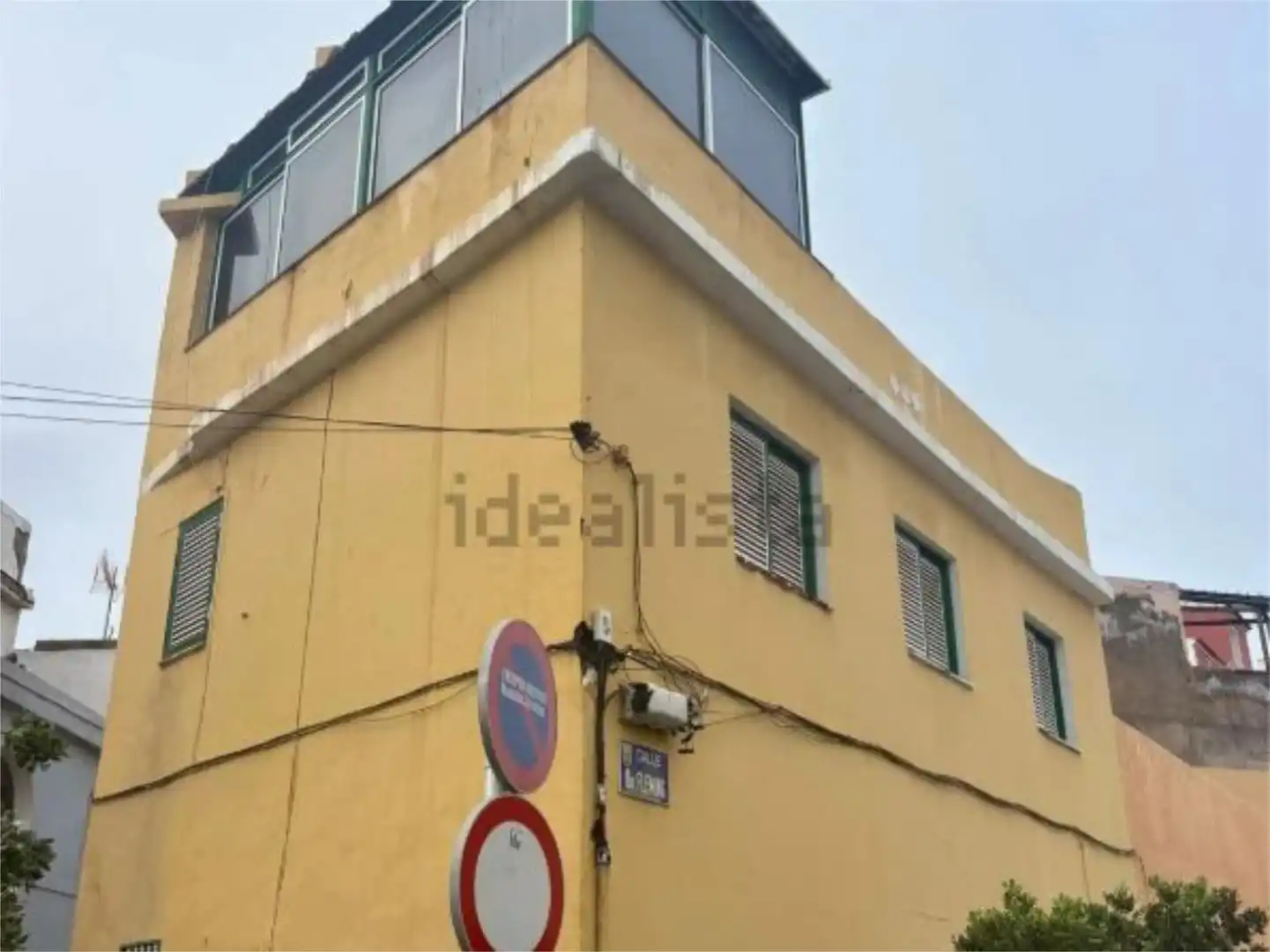 Außenansicht von Einfamilien-Reihenhaus zum Verkauf in Puerto de la Cruz