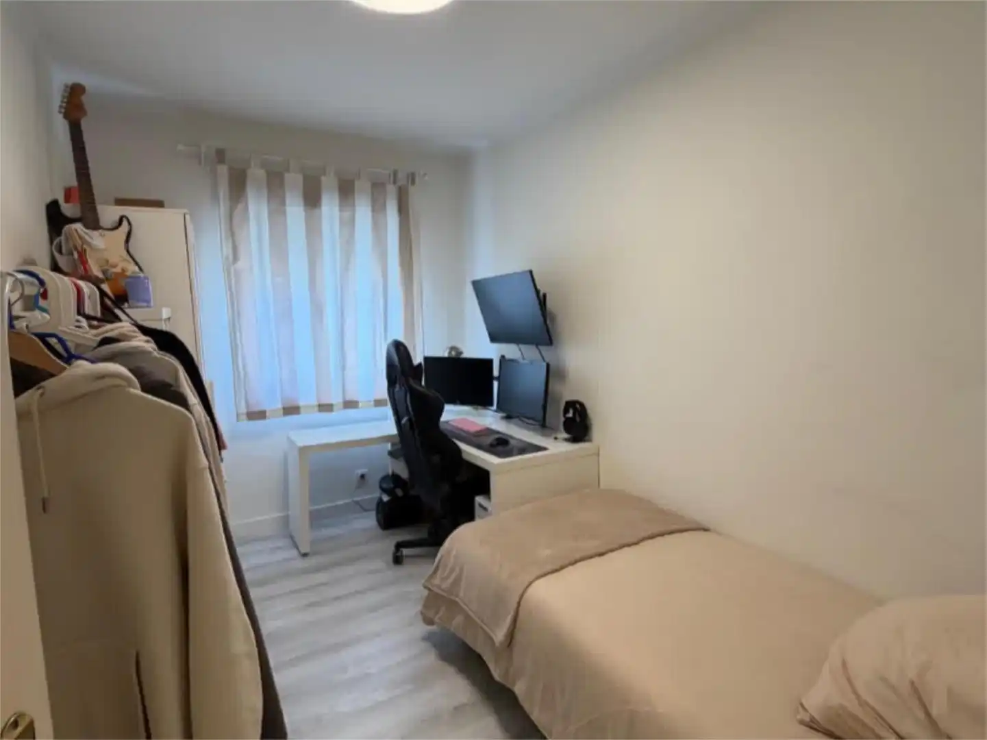 Habitación de Piso en venta en Gijón 