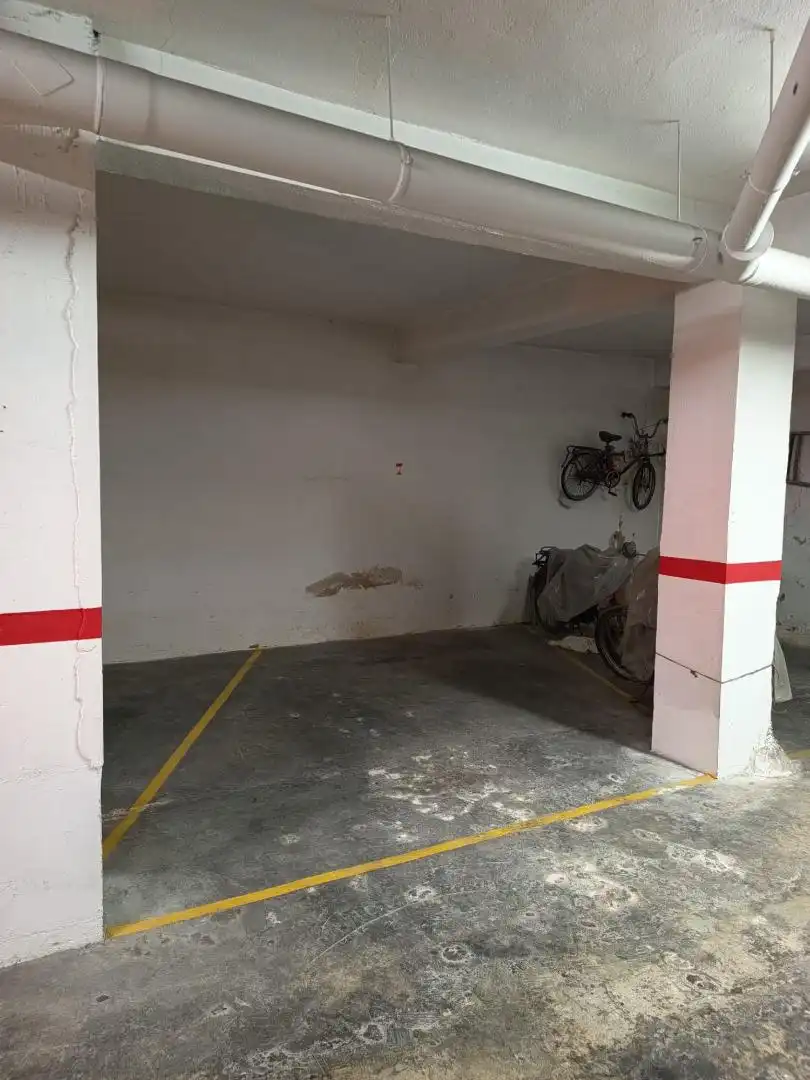 Parkplatz von Garage zur Miete in Quart de Poblet