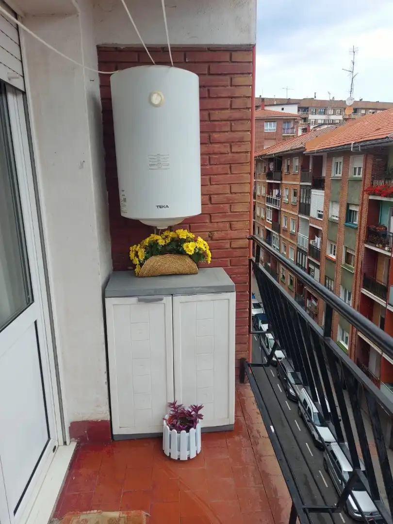 Wohnung zum Verkauf in Valentin de Berriotxoa Kalea, 2, Centro Terrasse von Wohnung zum Verkauf in Portugalete mit Balkon